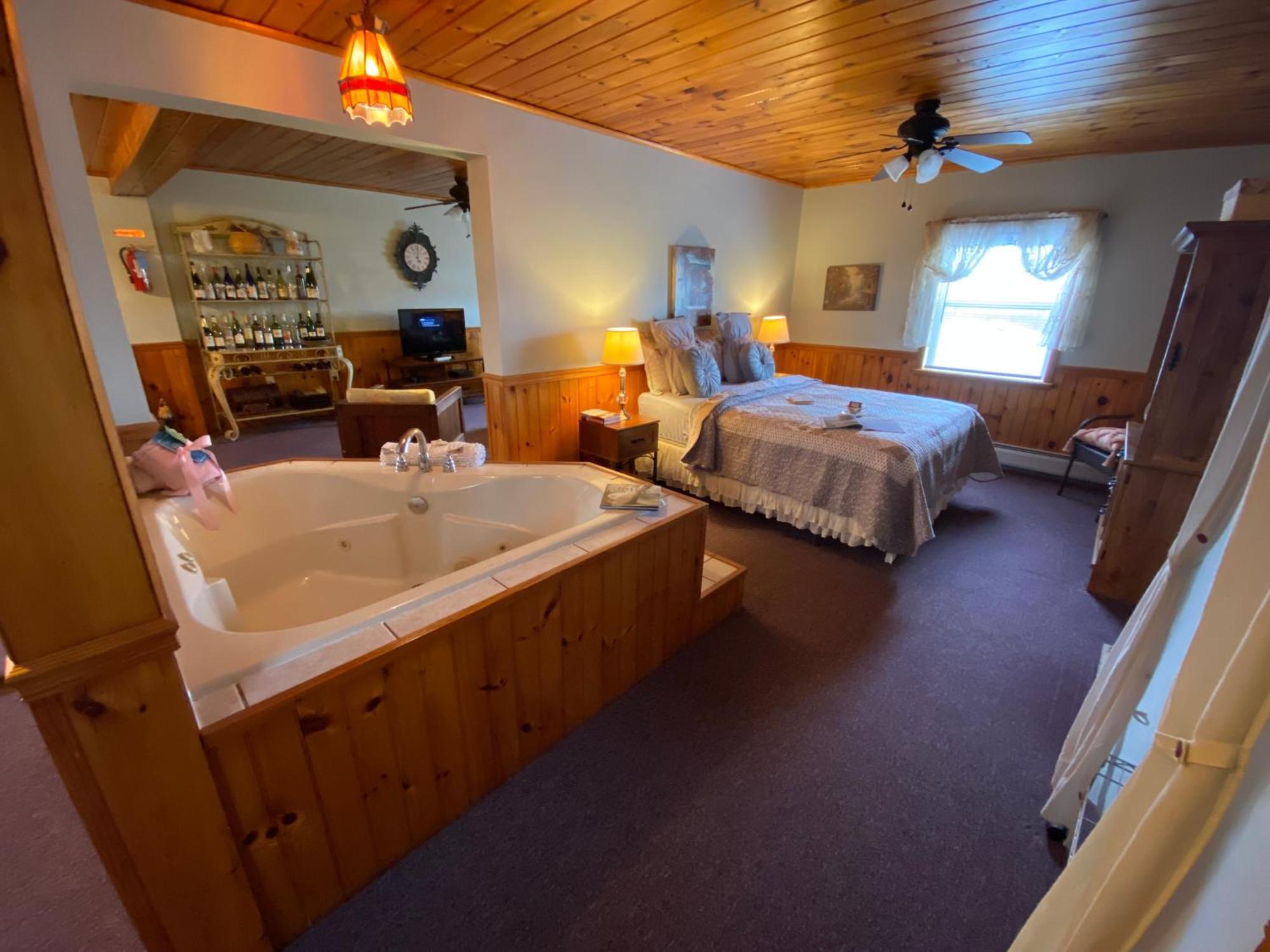 Savannah House Wine Country Inn & Cottages Himrod Eksteriør bilde