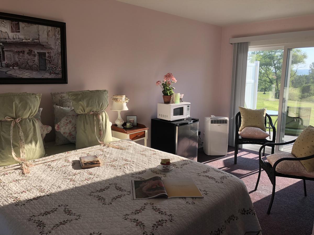 Savannah House Wine Country Inn & Cottages Himrod Eksteriør bilde